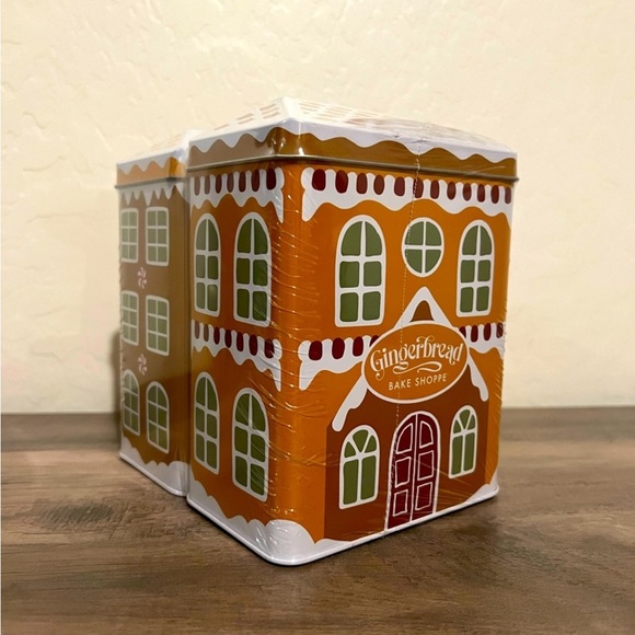 Target Bullseyes Playground Gingerbread & Sweet Shoppe Tin Container Novelty Set - Picture 1 of 10